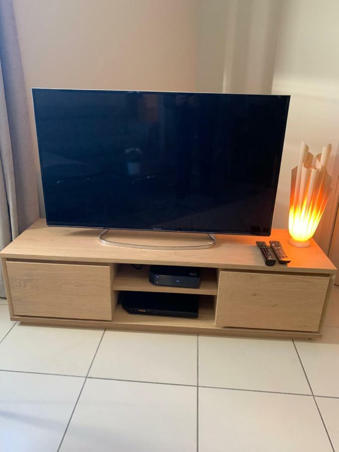 Appartement De 100M² Bien Situe 滨海布洛涅 外观 照片